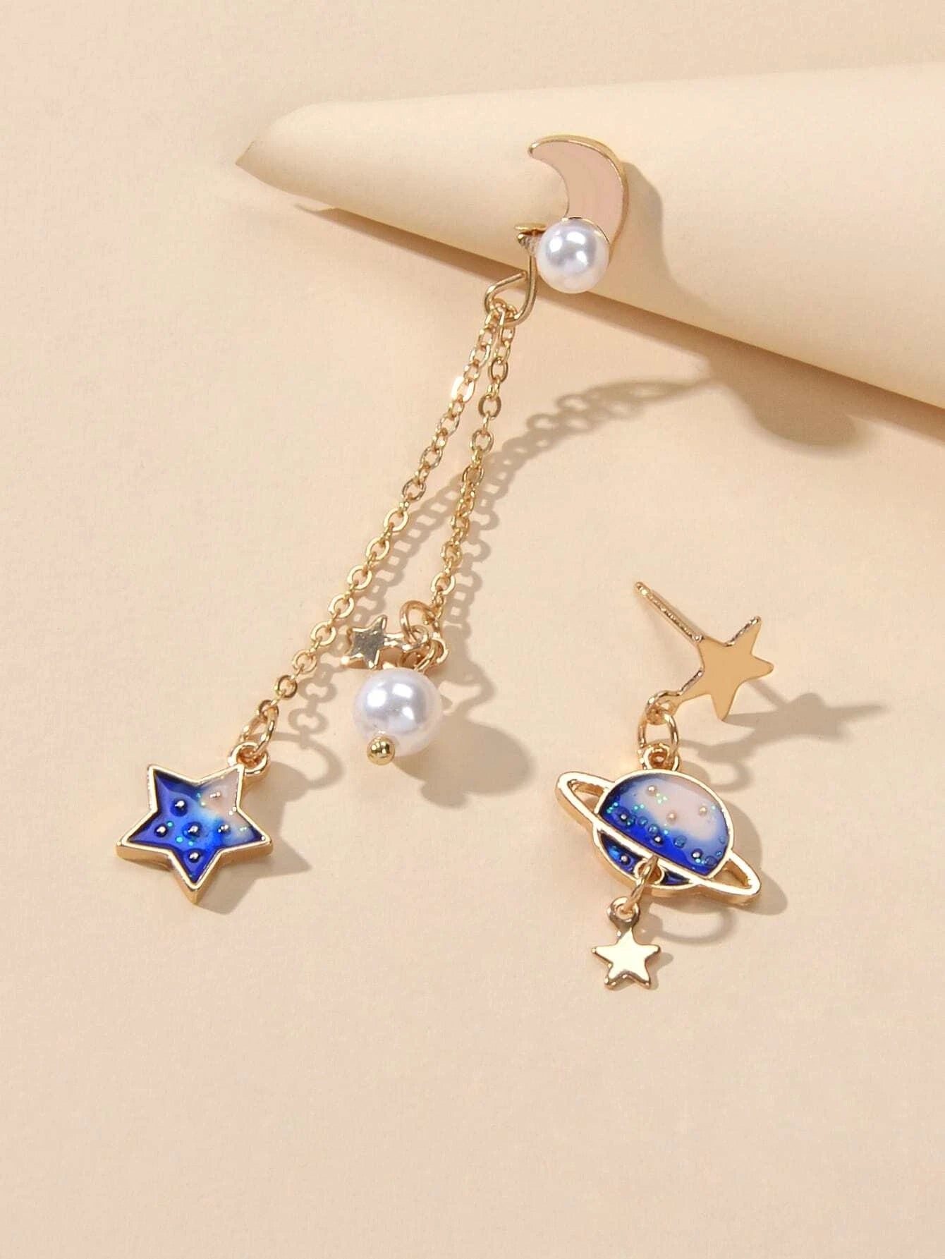 Asymmetric Pearl Star Planet Gold Chain Dangle Pierced Designer Jewelry Earrings-2