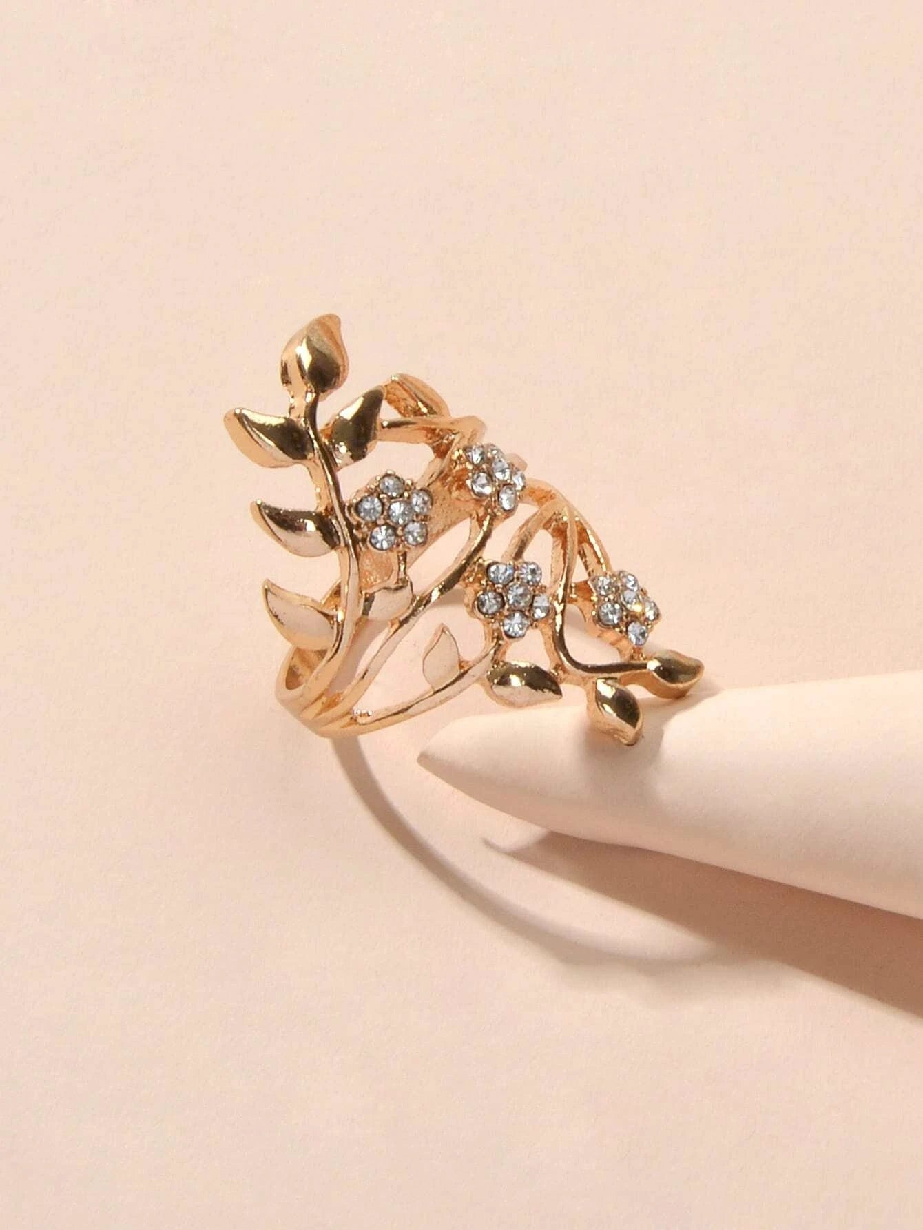 Luxurious Rhinestone Decor Silver Hollow Flower Leaf Finger Engagement Gift Ring-2