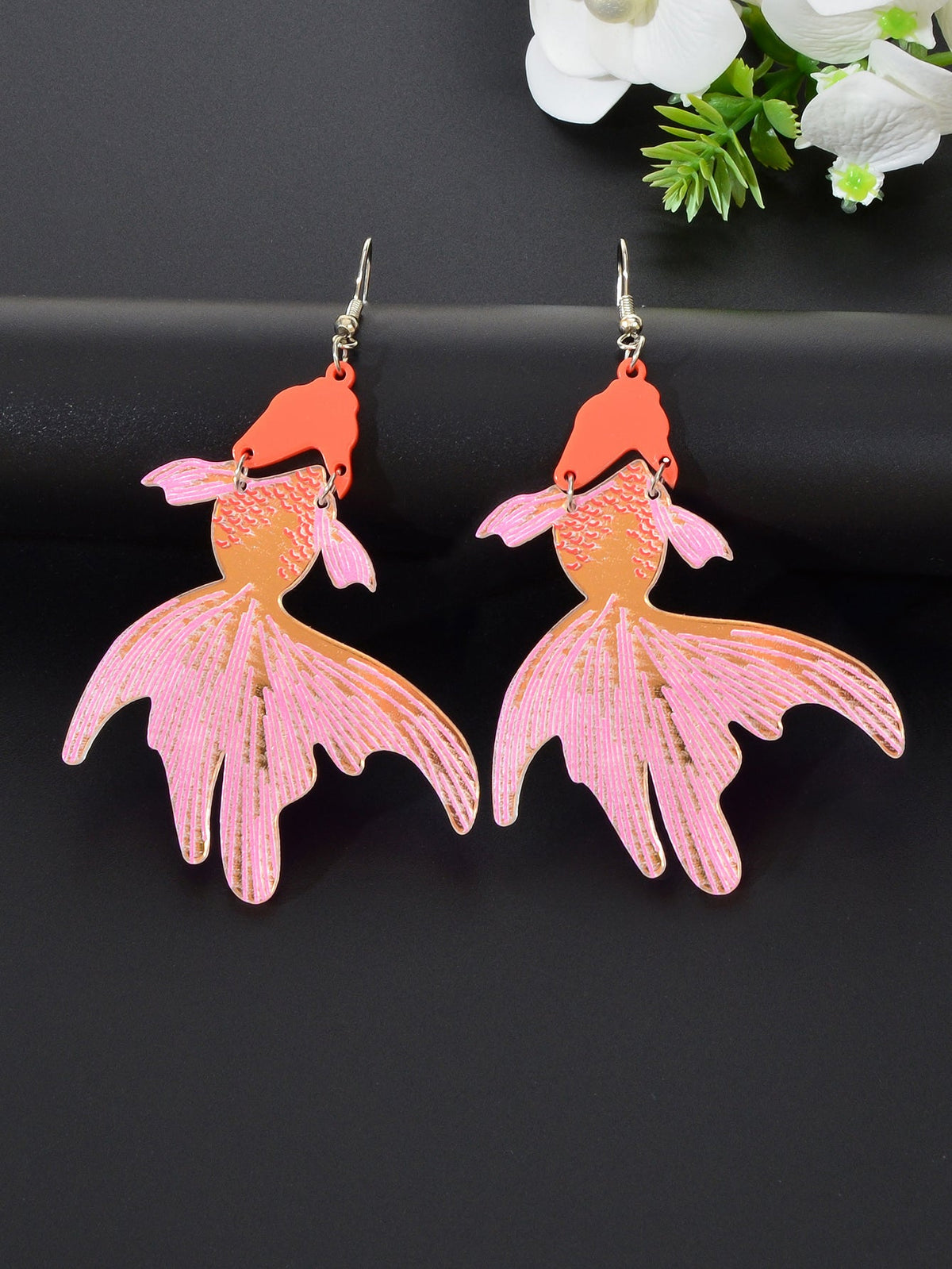 Vibrant Animal Pendant Earrings - Colorful Statement Jewelry for Nature Lovers-4