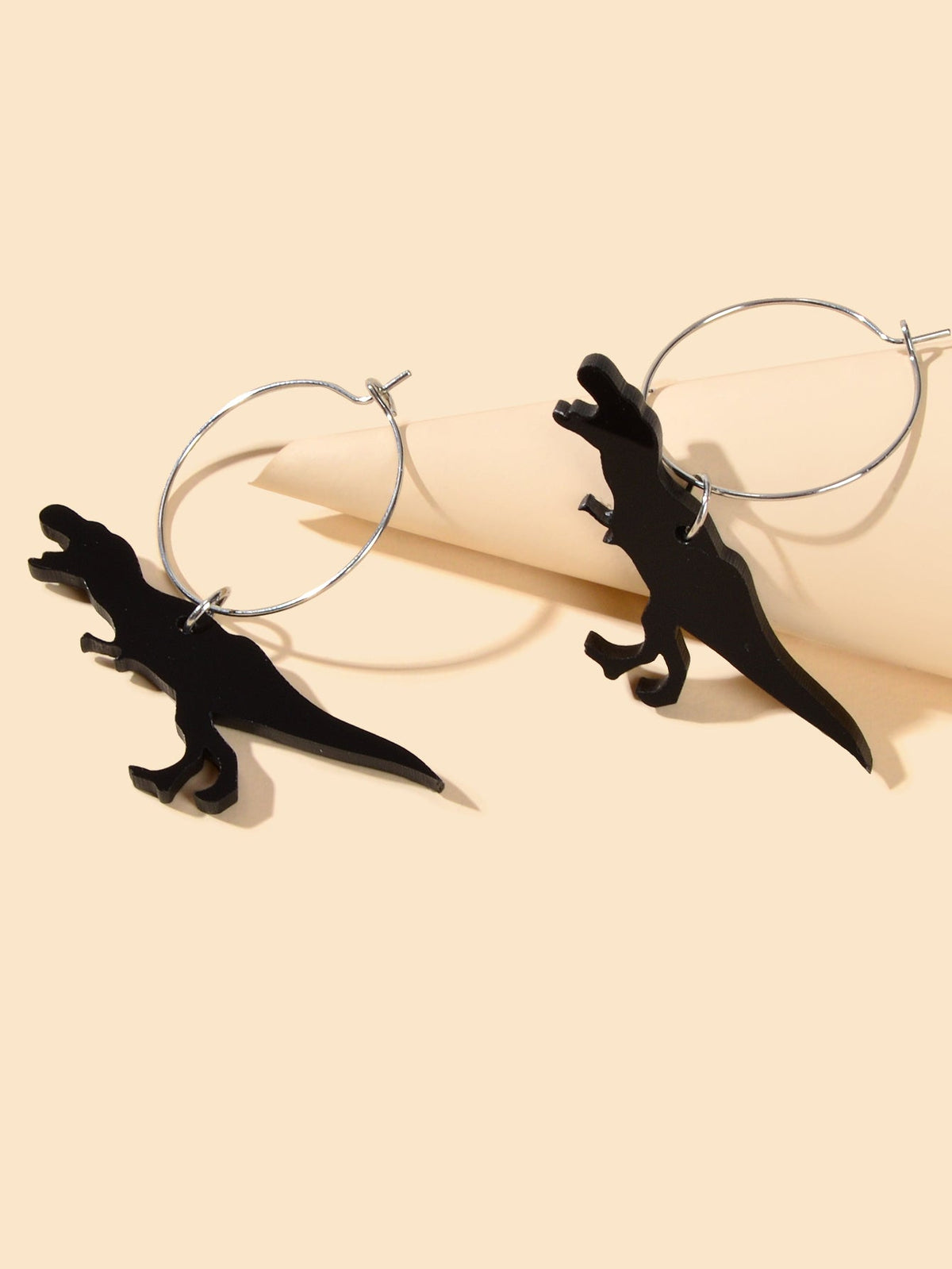 Hip Hop Punk Goth Style Black Acrylic Dinosaur Statement Hoop Big Women Earrings-3