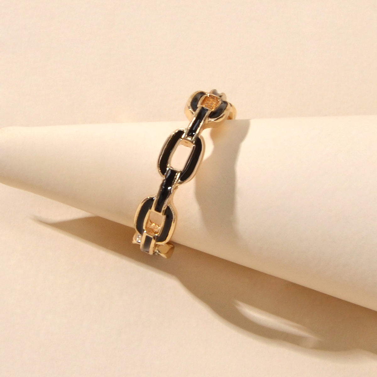 Designer Jewellery Classic Band Women Black White Enamel Lock Chain Finger Ring-3