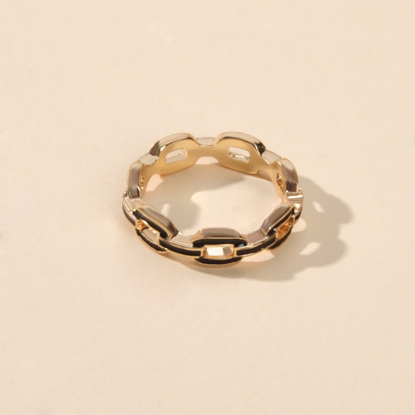 Designer Jewellery Classic Band Women Black White Enamel Lock Chain Finger Ring-4