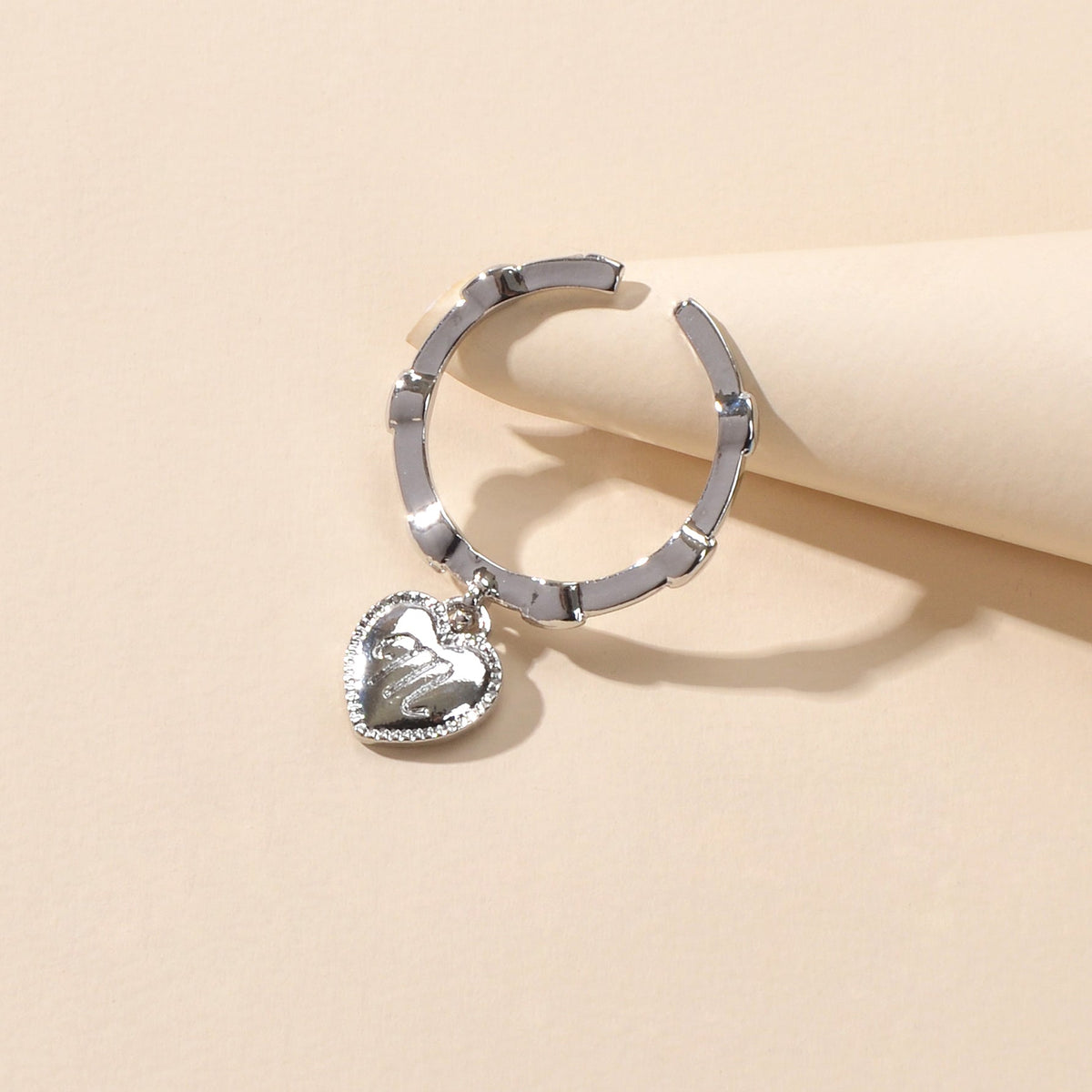 Textured Jewellery Band for Women Gold Silver Letter Heart Charm Finger Ring-4