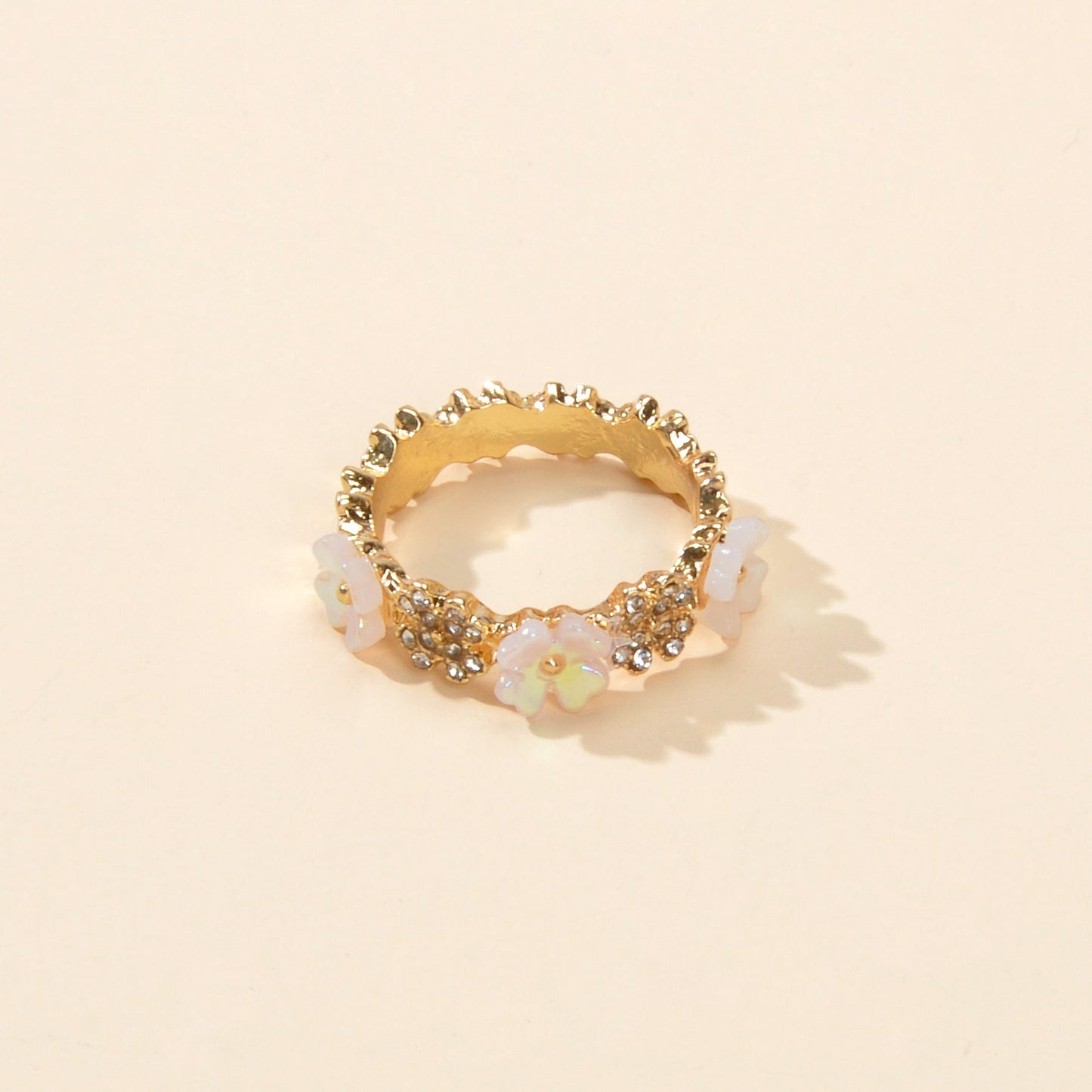 Delicate Rhinestone Resin Flower Ring Band Valentine's Day Women Girl Teens Gift-2