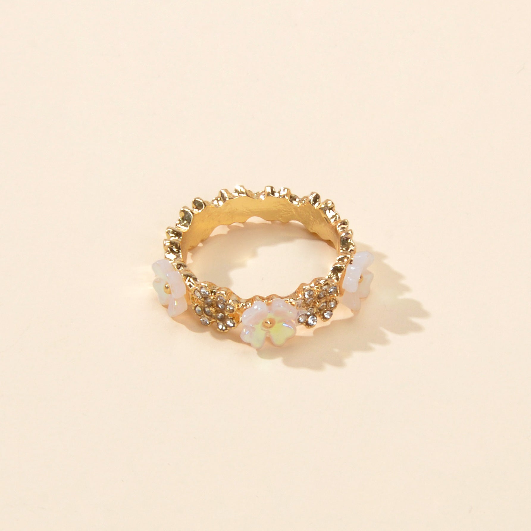 Delicate Rhinestone Resin Flower Ring Band Valentine's Day Women Girl Teens Gift-2