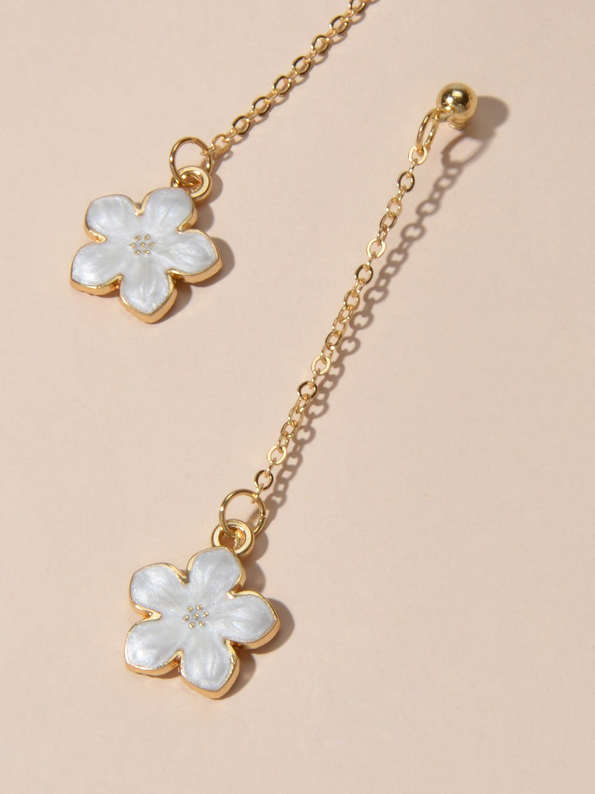 Charming White Black Enamel Long Chain Flower Pendant Dangle Pierced Earrings-4