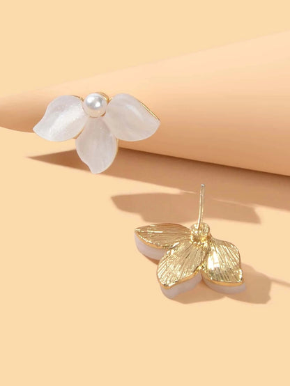 Unique Pearl White Acrylic Flower Stud Party Earrings Engagement Jewellery Gift-4