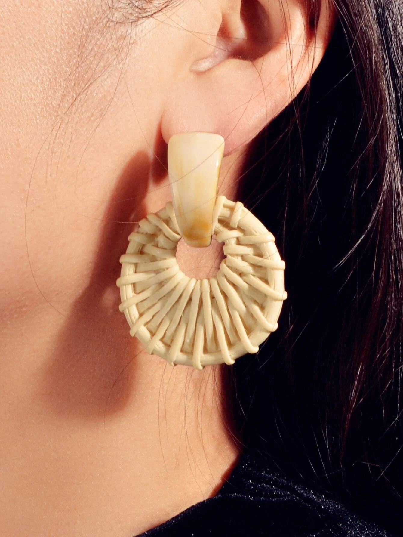 Awesome Ethnic Jewellery Bohemian Beige Weaved Geometric Pierced Stud Earrings-4