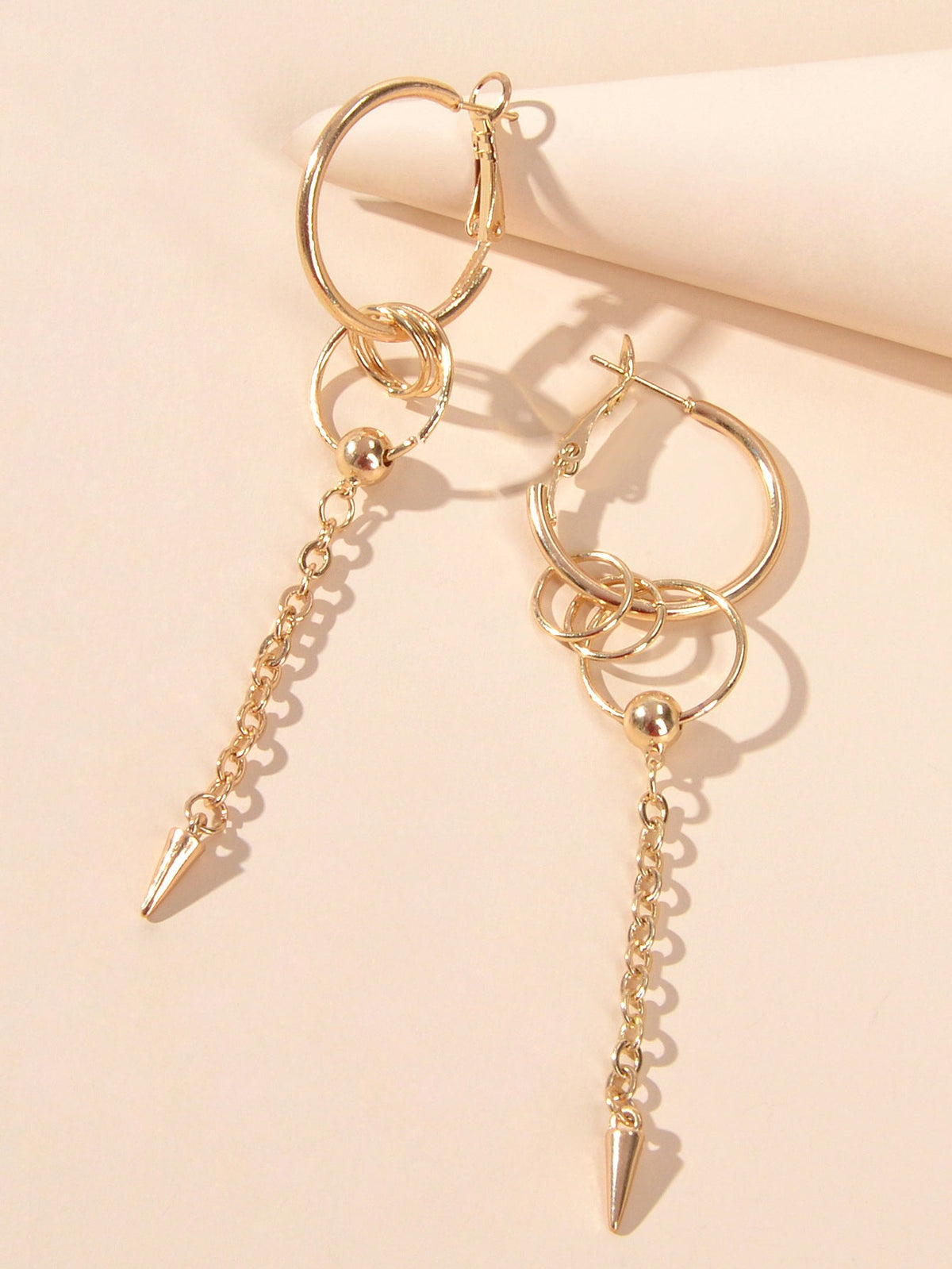 Punk Cool Cone Decor Drop Tassel Chain Hoop Spike Circle Huggie Rivet Earrings-2