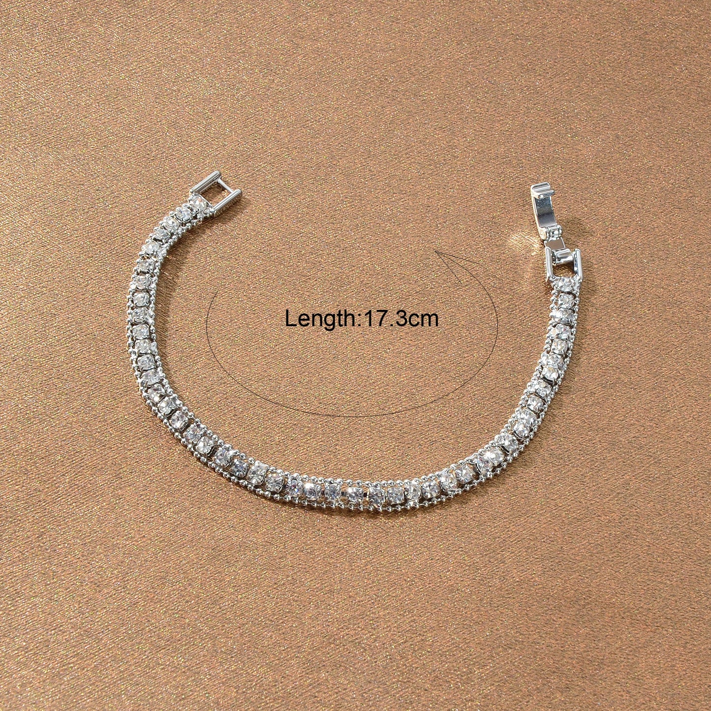 Gorgeous Anniversary Jewelry Rhinestone Decor Silvery Chain Bracelet for Women-4