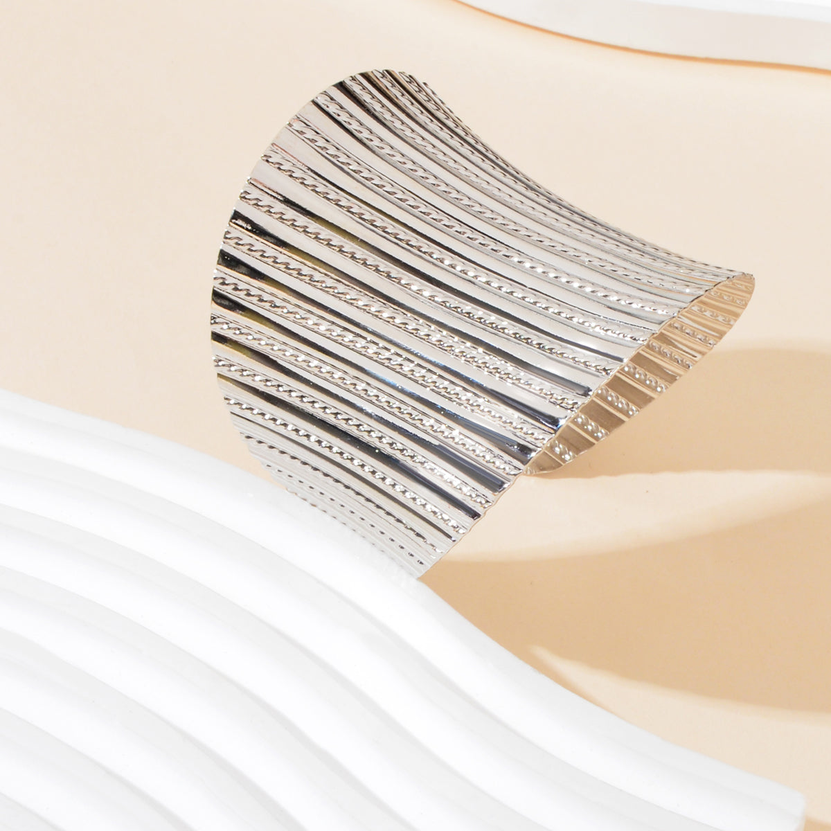 Party Dance Accessories Exaggerated Silver Ripple Wide Geometric Cuffs Bangle for Women-2