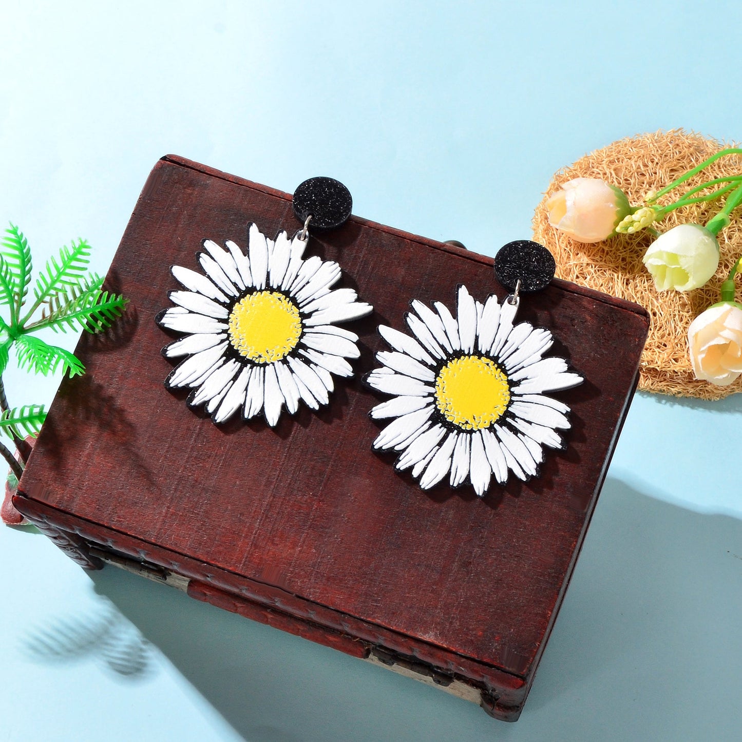 Romantic White Flower Daisy Acrylic Dangle Earrings Women Party Holiday Jewelry-3