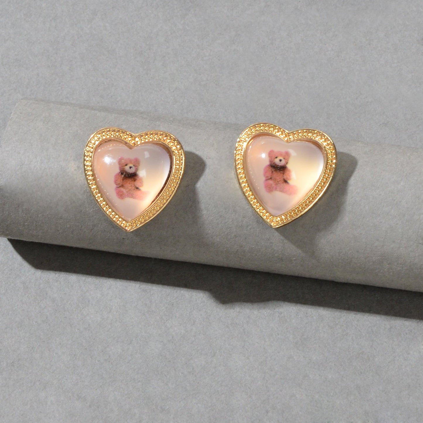 Lovely Bear Pattern Resin Heart Stud Pierced Earrings Dainty Gift for Woman Girl-1
