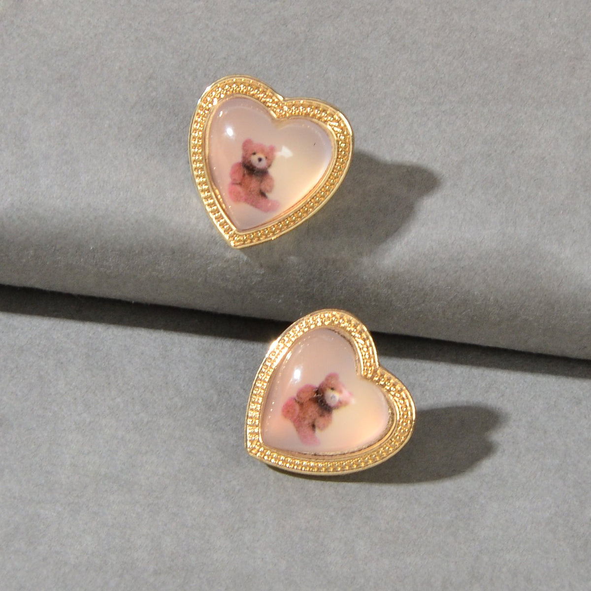 Lovely Bear Pattern Resin Heart Stud Pierced Earrings Dainty Gift for Woman Girl-2