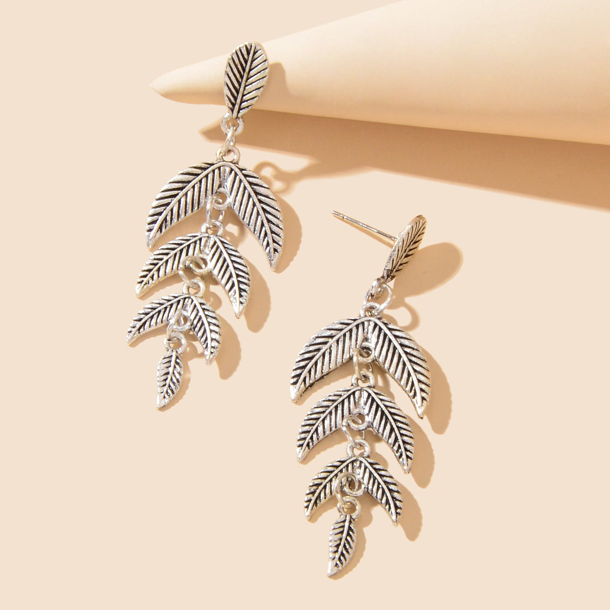 Vintage Accessories Antique Silvery Leaf Dangle Earrings for Women Daily Holiday Jewelry-2