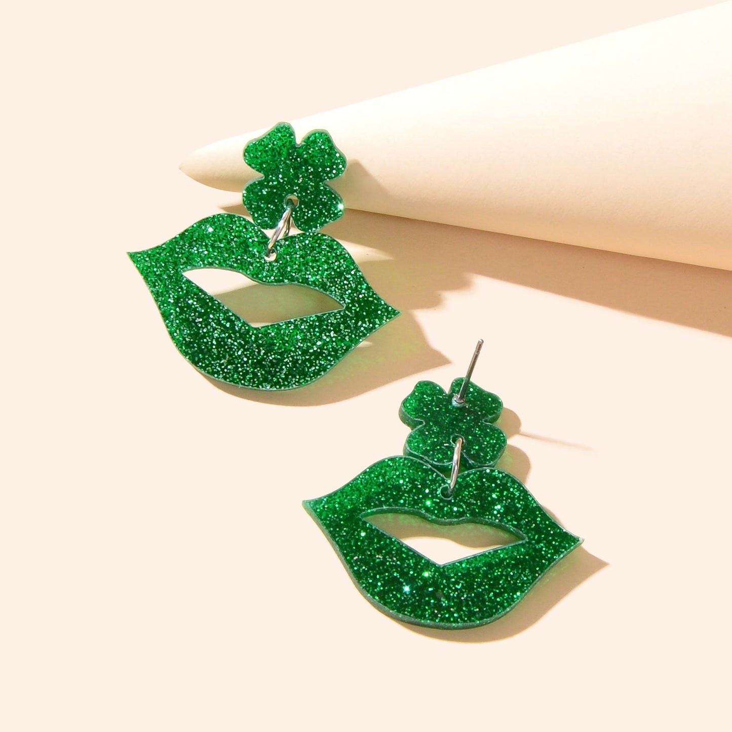 Shining Green Acrylic Lip Clover Pendant Stud Women Earrings Personality Jewelry-1