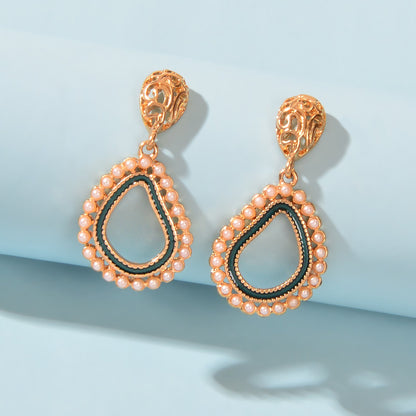 Trendy Daily Jewellery Pearl Decoration Gold Hollow Geometric Dangle Earrings-4