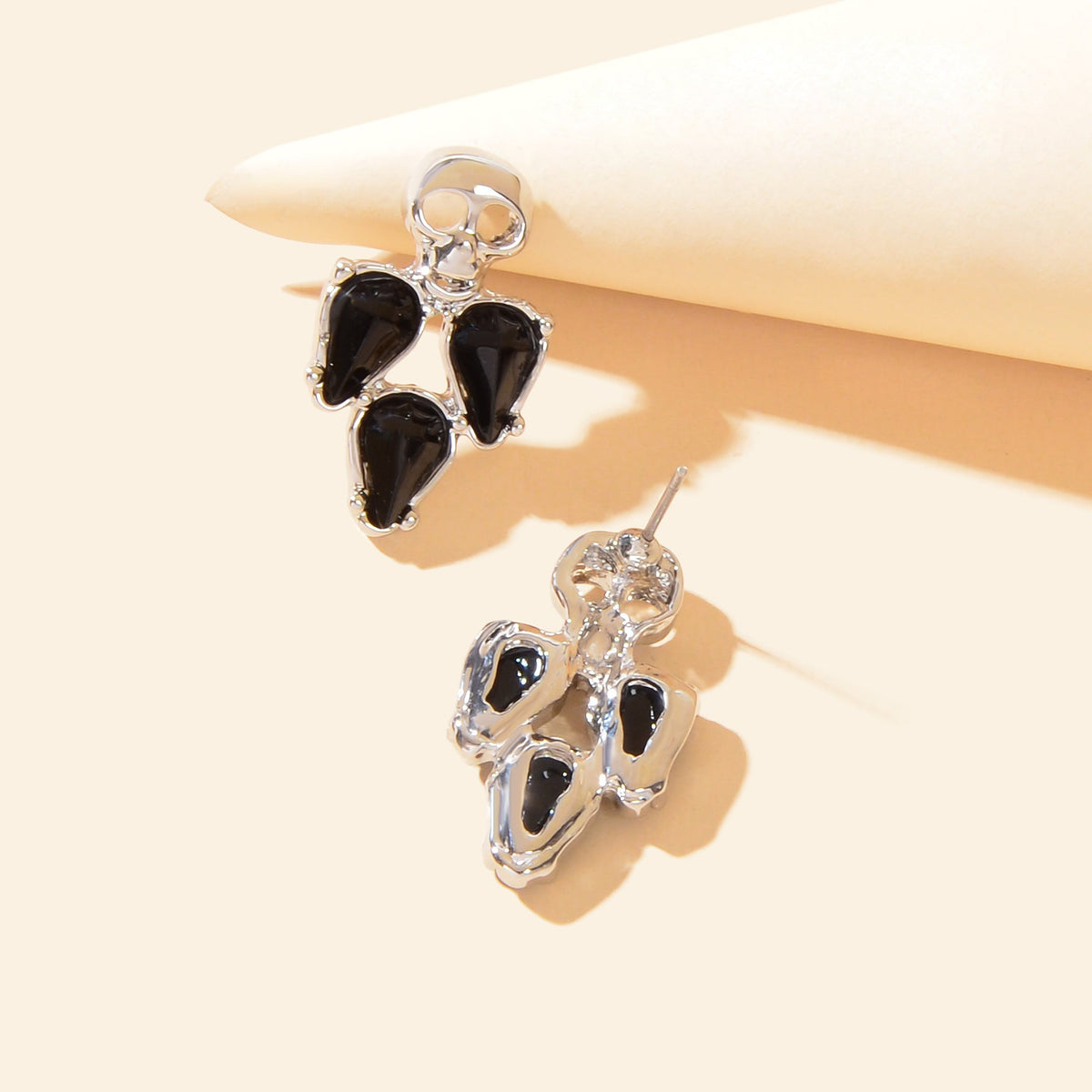 Punk Rock Style Black Water Drop Silvery Skull Stud Earrings Fashion Jewelry-3