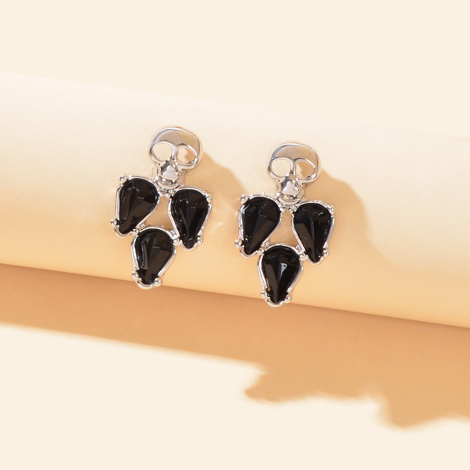Punk Rock Style Black Water Drop Silvery Skull Stud Earrings Fashion Jewelry-0