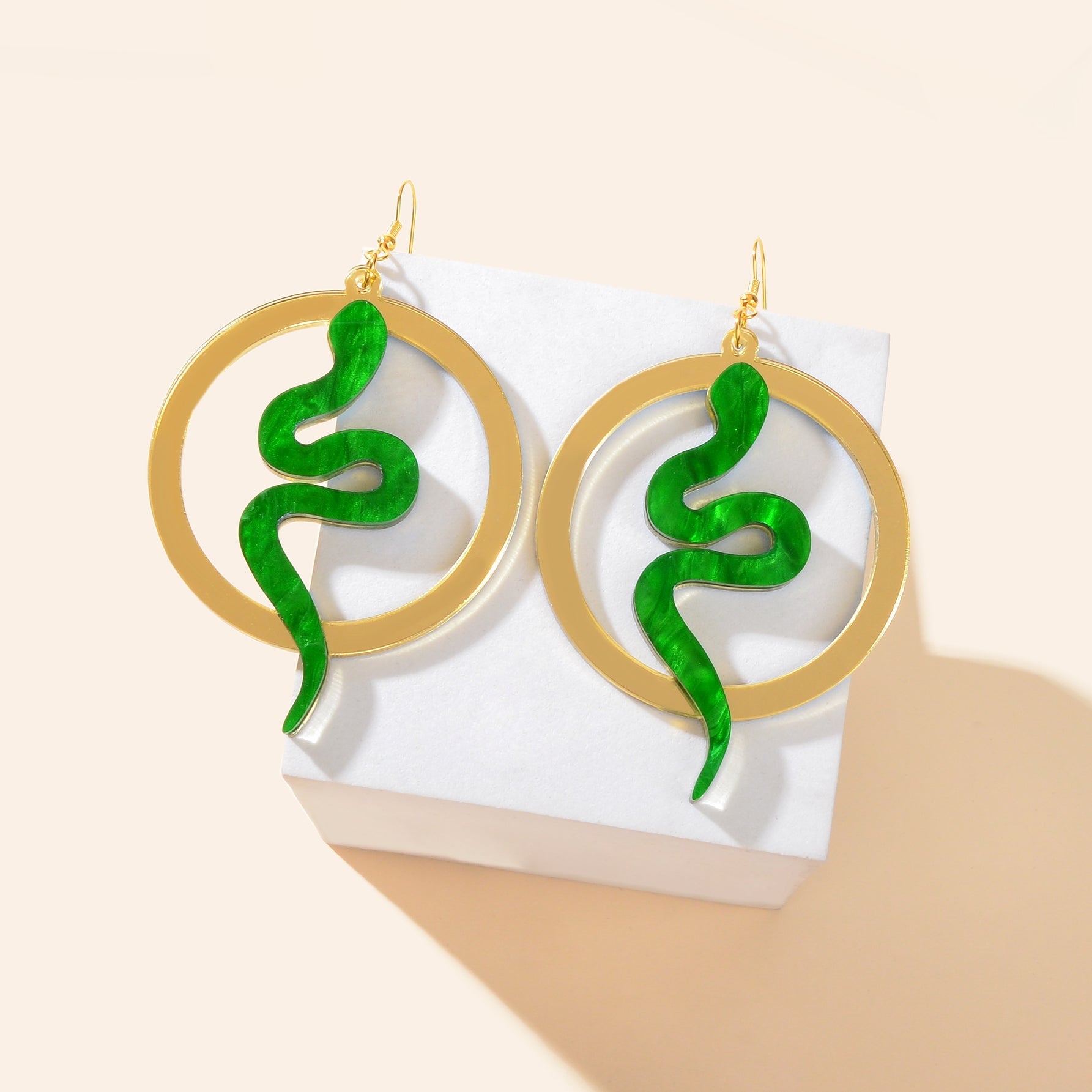 Funky Jewelry Golden Circle Green Snake Acrylic Dangle Earrings Fashion Accessories-4