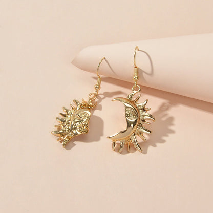 Personality Creative Irregular Metal Sun Face Asymmetric Cool Statement Earrings-4