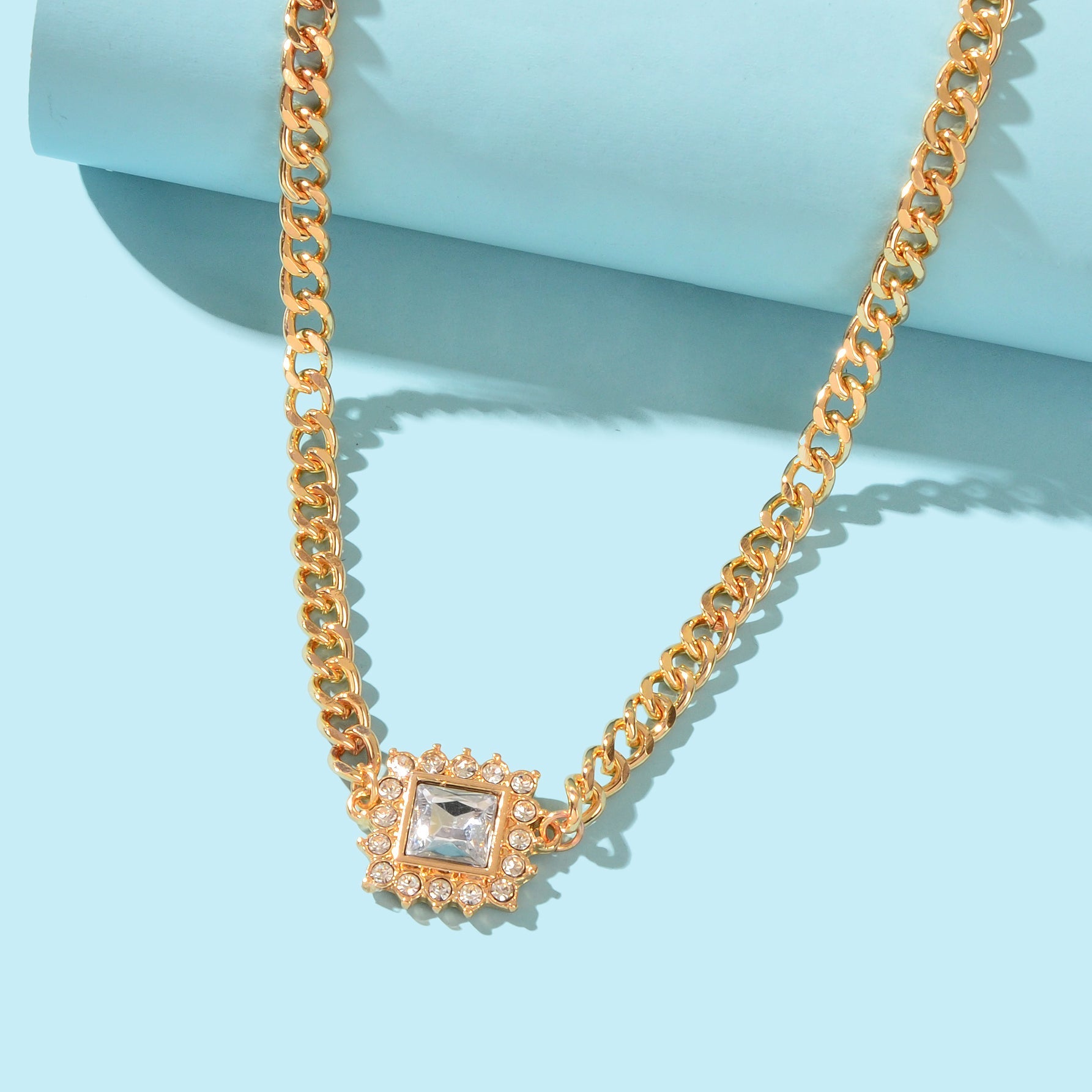 Stylish Party Jewelry Gold Thick Chain Rhinestone Decor Square Pendant Necklace-1