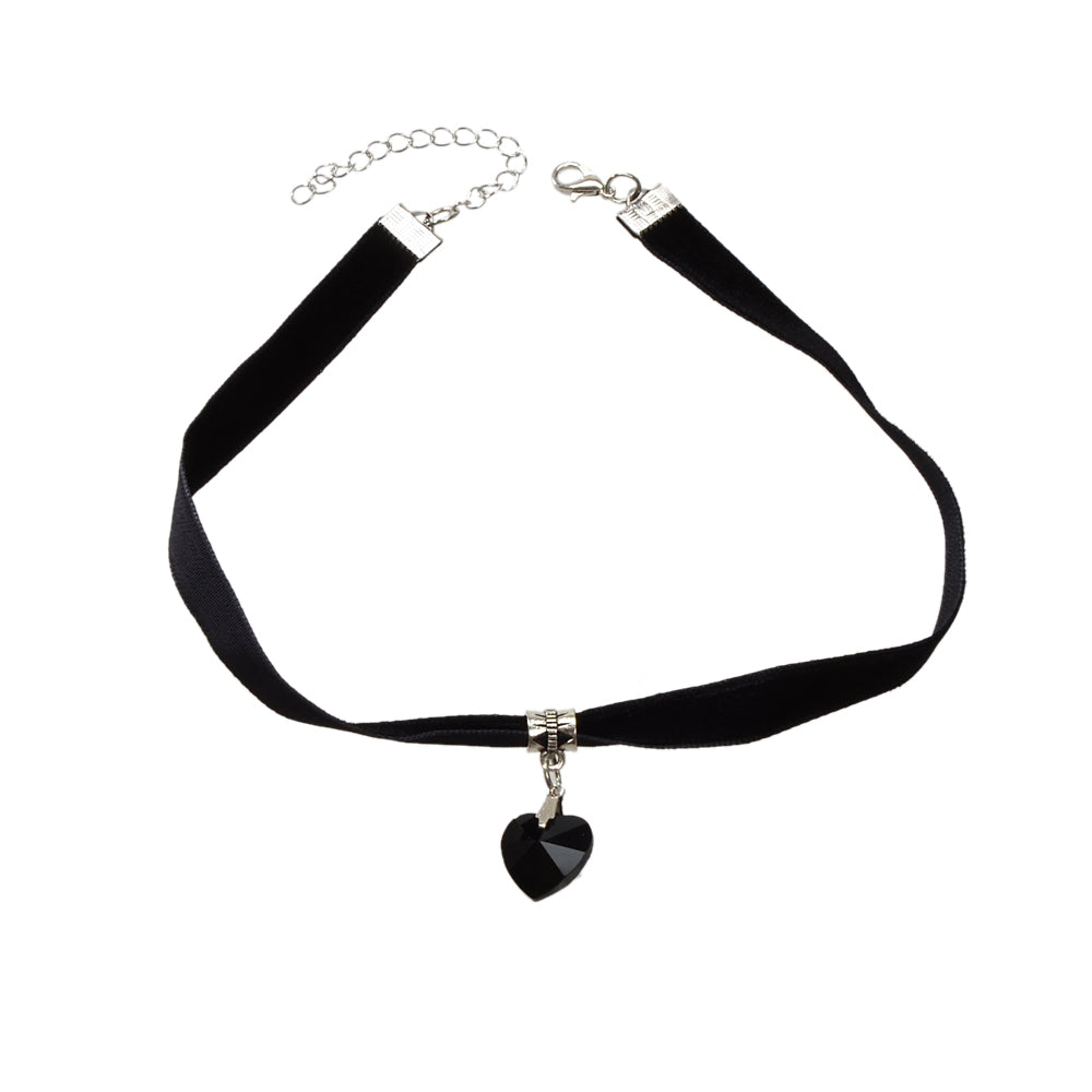 Gothic Style Black Velvet Choker Heart Charm Necklace Punk Halloween Accessories-1