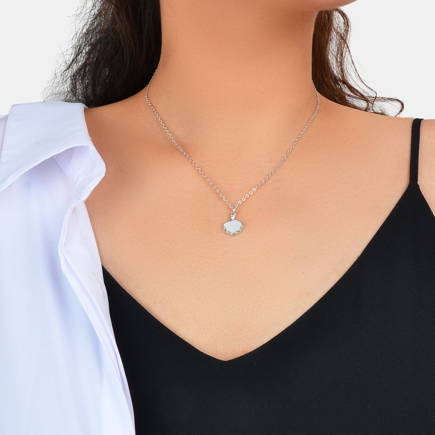 Personalized Jewellery White Resin Shell Shape Charm Delicate Everyday Necklace-0