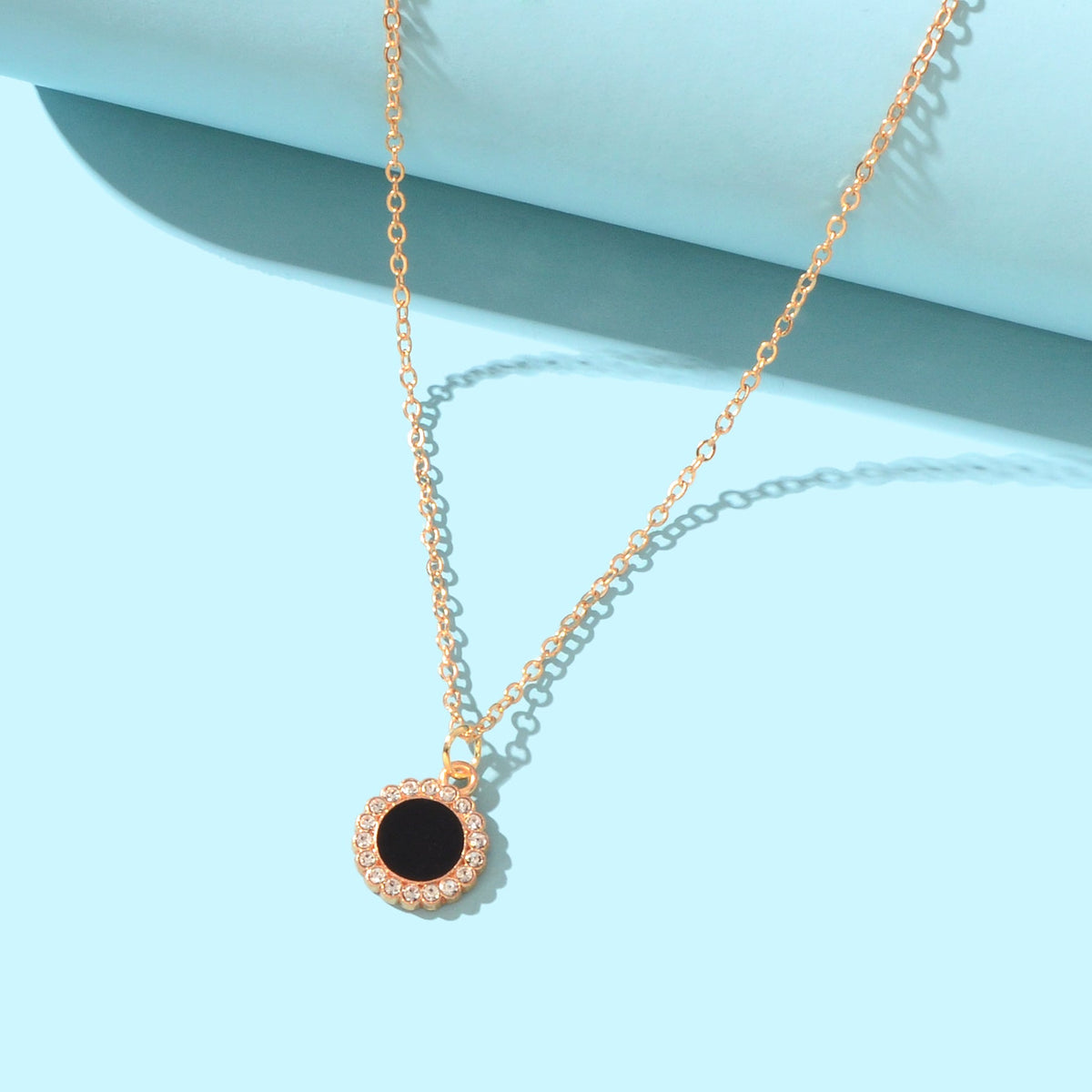 Golden Chain Rhinestone Decor Black Round Pendant Necklace Anniversary Jewelry-4