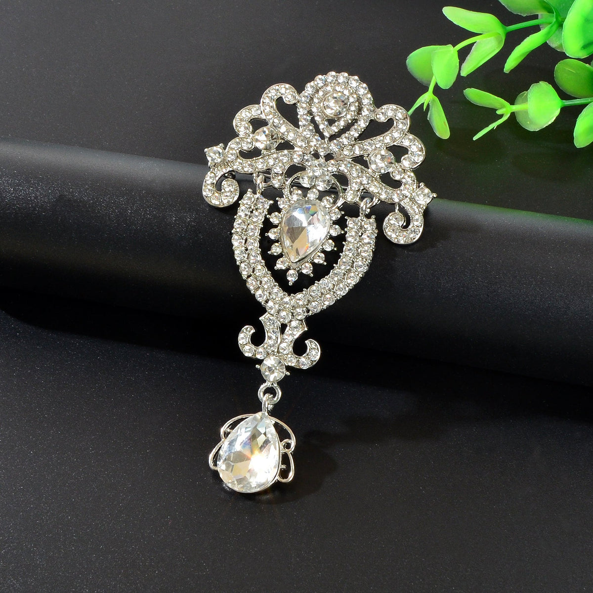 Luxurious Rhinestone Decor Silvery Flower Water Drop Design Brooch Pin Women Banquet Jewelry Accessories-3