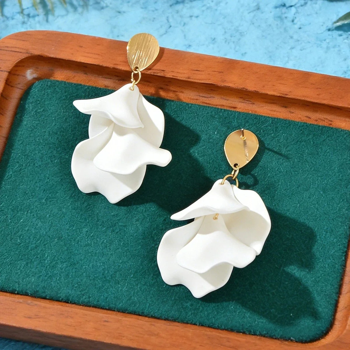 Boho White Petal Flower Dangle Earrings Summer Beach Wedding Vacation Jewellery-4